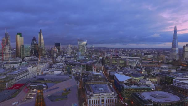 Az esti órákban - széles-szög, kilátás csodálatos London — Stock videók