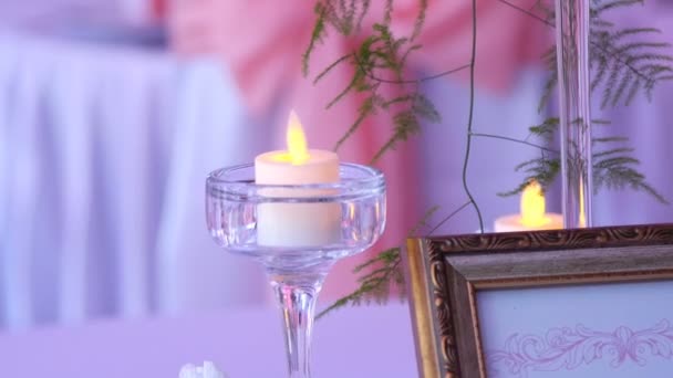 Decoración de la boda en el restaurante — Vídeos de Stock