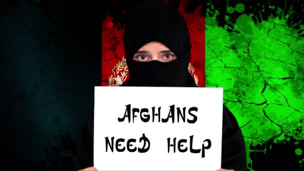 Afghanistan. Manifestation pour l'Afghanistan. tagline. Vue du signe Les Afghans ont besoin d'aide. Guerre des talibans en Afghanistan 2021. — Video