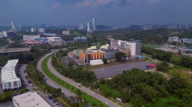 Ai için Büyük Datacenter kuantum bilgisayarı Kuala Lumpur, Malezya 'da altyapı. İticileri ileri çalıştır