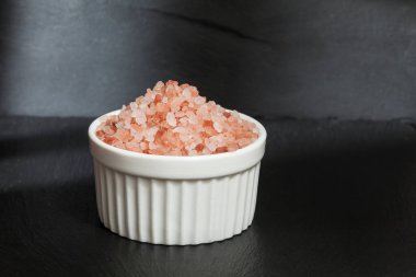 Tuz - tuz kristalleri Himalaya pembesi.