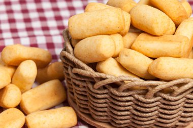 Aperatiflerin geleneksel Kolombiya gastronomisi.