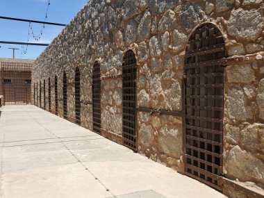 Yuma Bölge Hapishanesi, Yuma, Arizona 'yı ziyaret ediyorum. Yüksek kalite fotoğraf