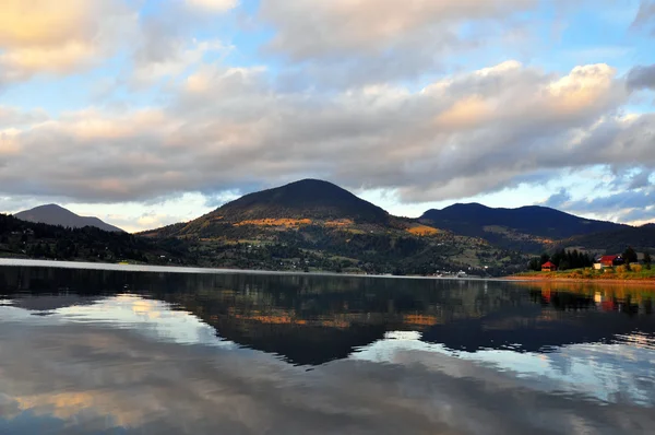 Colibita dağın yansımasıdır