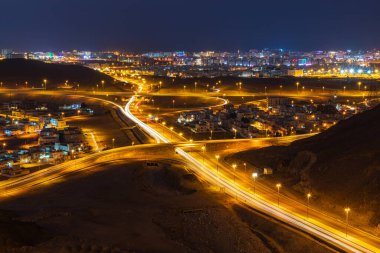 Orta Doğu, Arap Yarımadası, Umman, Muscat, Bawshar. Muscat 'ta gece görüş alanı.