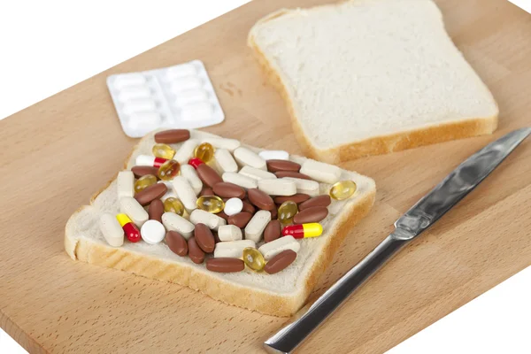 Делать вкусный сэндвич с таблетками и таблетками — стоковое фото