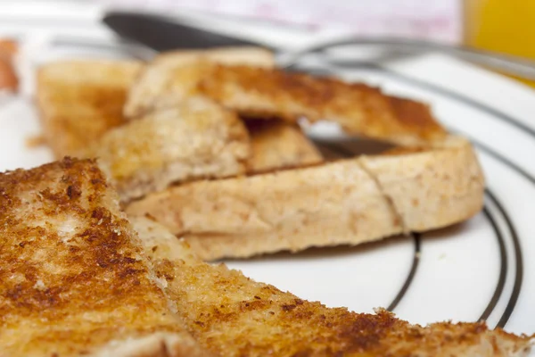 Tost bir altın kahverengi dilim yakın çekim