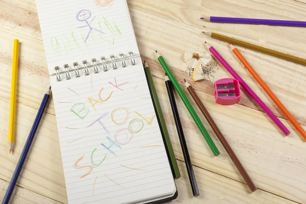 Okul mesaj için renkli bir geri ile not etmek