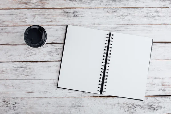 Notebook és egy csésze kávé — Stock Fotó