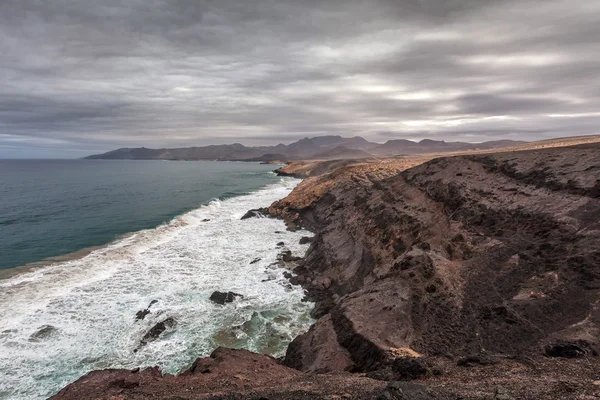 Paisaje volcánico de Fuerteventura, Islas Canarias, España — Foto de Stock