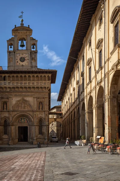 Piazza Grande the main square of tuscan Arezzo city, Italy — Stock Photo, Image