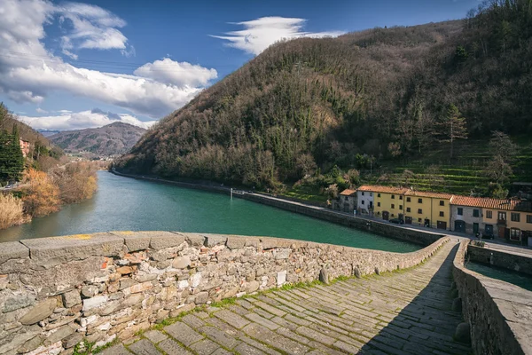 Ponte della Maddalena, Tuscany, İtalya bilinen eski köprü