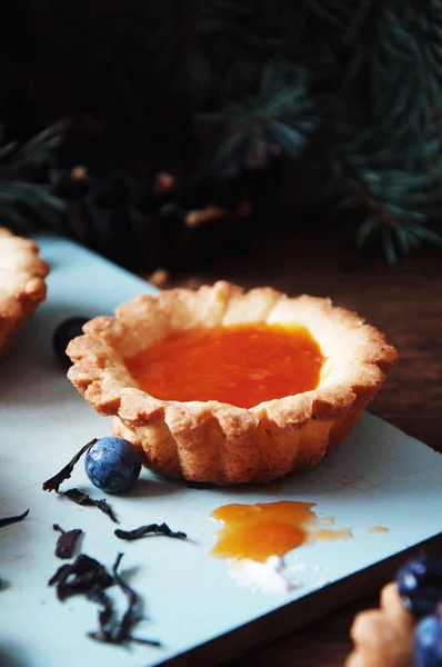 Crostata con cagliata di limone e mirtillo fresco, vista dall'alto. Crostata da dessert — Foto Stock