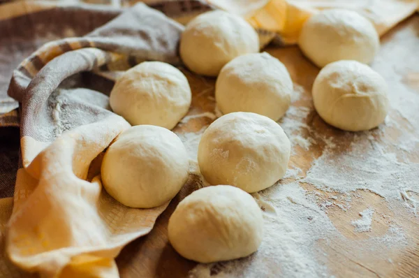 Preparing buns bread. Rustic style. Ingredients for homemade br — Stock Photo, Image