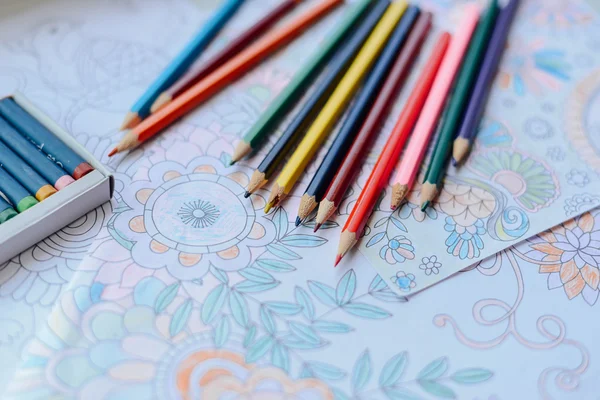 Image of woman coloring, adult coloring book trend, for stress r — Stock Photo, Image