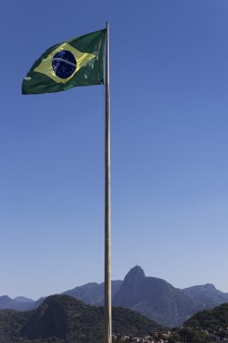 Brezilya bayrağı ve Corcovado