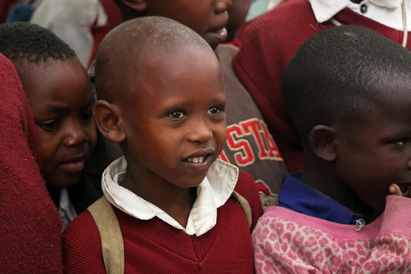 Afrikanska barn i skolan — Stockfoto