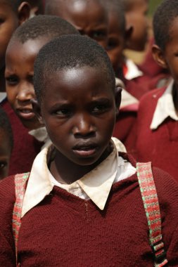 Okuldaki Afrikalı çocuklar
