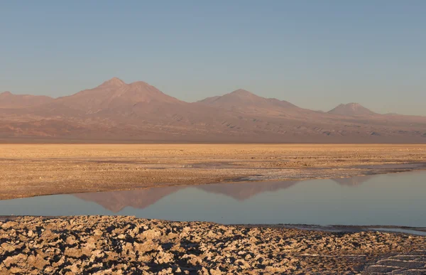 Pôr do sol em Atacama Salar, Chile — Fotografia de Stock