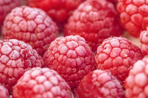 Framboises Rouges Congelées Sur Fond Gros Plan — Photo