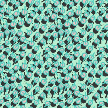  Elle çizilmiş kaotik daire şekilleriyle kusursuz arkaplan