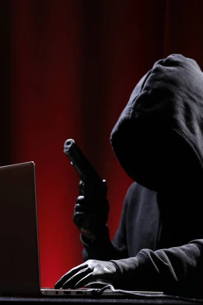 Internationale Hacker Schwarzem Pullover Und Schwarzer Maske Versuchen Die Regierung — Stockfoto