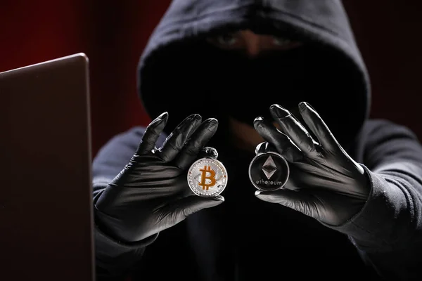 Internationale Hacker Versuchen Ihre Kryptowährungen Stehlen Blockchain Sicherheit Dieb Mit — Stockfoto