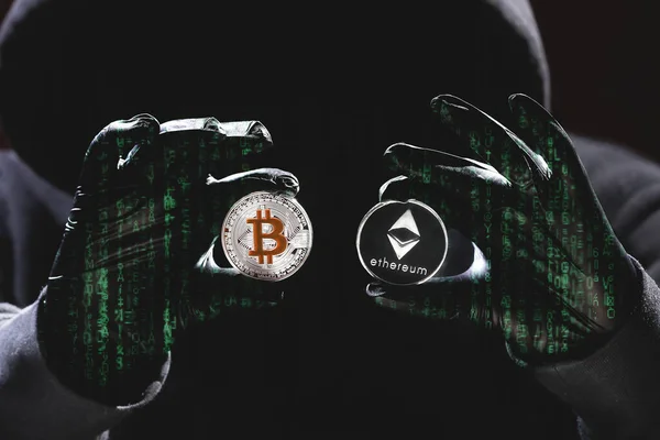 Internationale Hacker Versuchen Ihre Kryptowährungen Stehlen Blockchain Sicherheit Dieb Mit — Stockfoto