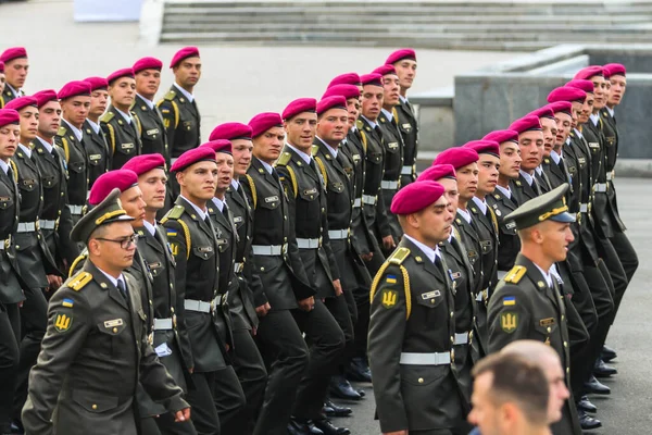 Kyiv Ucrania Agosto 2021 Militares Ucranianos Durante Desfile Militar Con —  Fotos de Stock