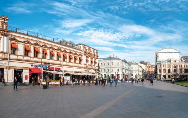 Rusya, Moskova, 30 Eylül 2020. Kuznetsky Moskova 'da insanların yürüdüğü çoğu cadde.