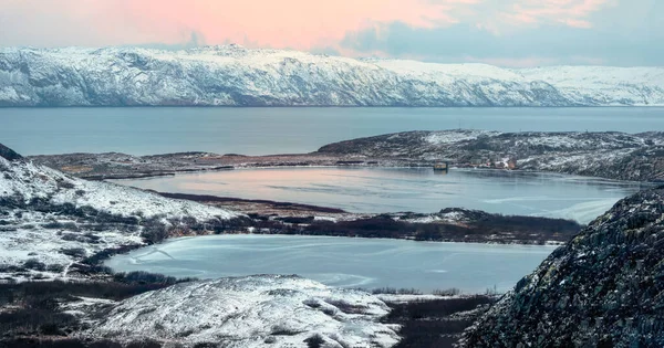 Montaña Invierno Ártico Lagos Difícil Acceso Vida Silvestre Del Norte —  Fotos de Stock