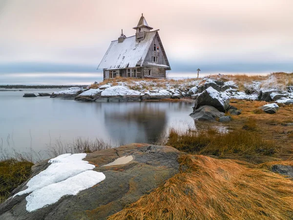 Une Chapelle Bois Construite Pour Tournage Film Paysage Hivernal Enneigé — Photo