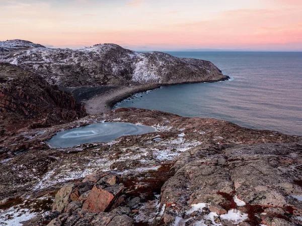 Promontoire Difficile Accès Qui Surplombe Mer Littoral Incurvé Traçage Sur — Photo