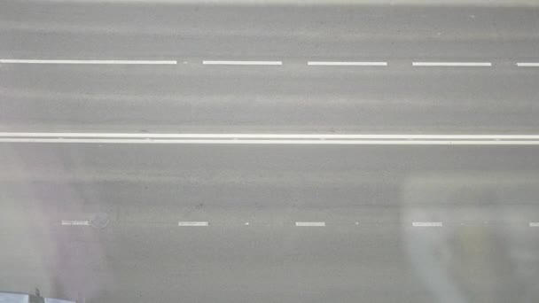 Tráfico. Vista superior de la carretera ancha de la ciudad. Autopista libre sin atascos — Vídeos de Stock