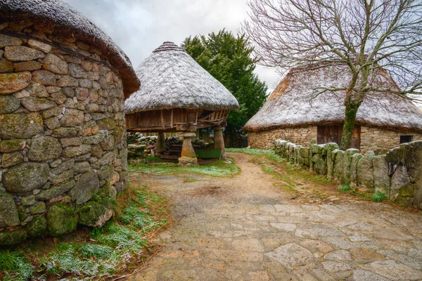 Starověké granery a kabiny — Stock fotografie