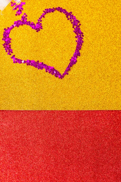 Forma Del Cuore Fatta Glitter Multicolore Confetti Forma Cuore Fondo — Foto Stock