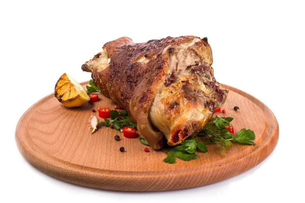 Beyaz bir arka plan üzerinde domuz knuckle