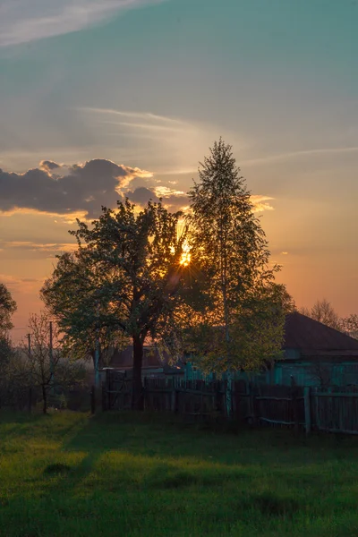 Sunset in the village — Stock Photo, Image