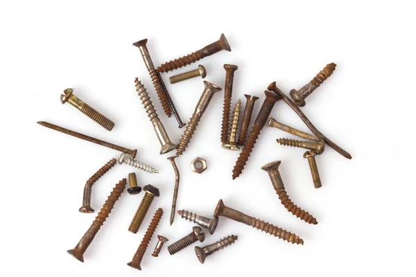 bir somun ve eski vidalar