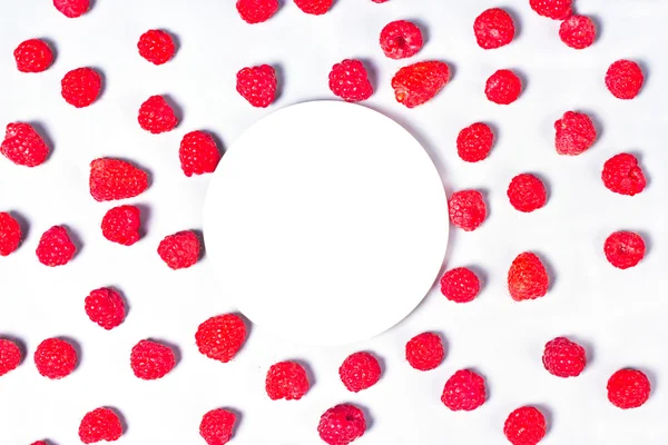 Raspberry di atas meja — Stok Foto