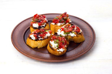peynir ve domates Bruschetta