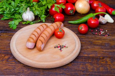 Sebzeli ızgara sosis