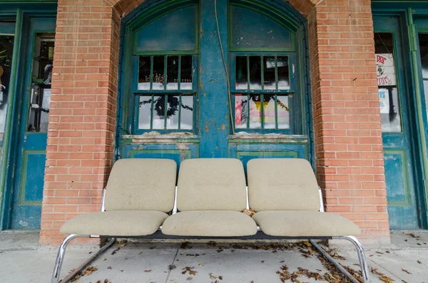 Kırsal deposu ön koltuk