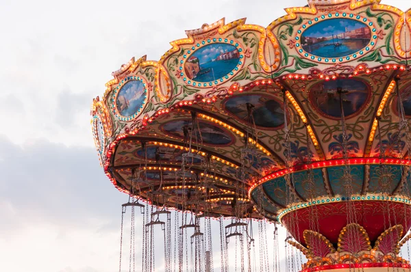 Karnaval Swing portre