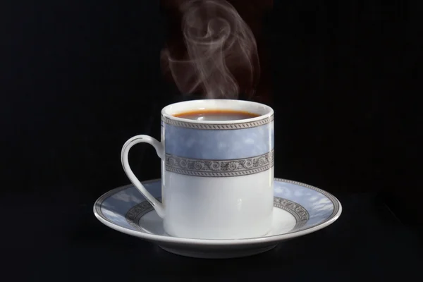 Filiżanka gorącej czarnej kawy — Zdjęcie stockowe