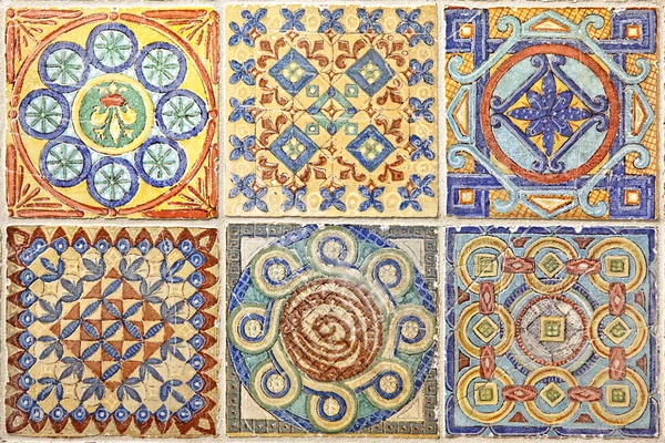 Conjunto colorido de azulejos ornamentais — Fotografia de Stock