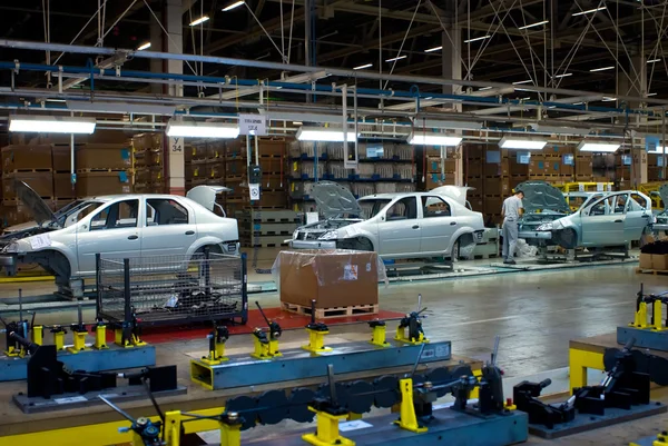 Regio in Samara, Rusland - assemblagelijn van Lada auto's Automobiel fabriek Avtovaz - op 13 December 2007 in Togliatty — Stockfoto