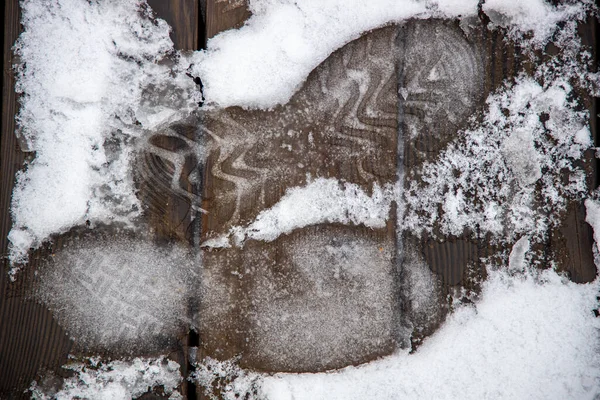 Beaucoup Marques Chaussures Dans Neige — Photo