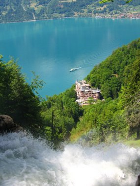 Brienzersee, İsviçre Giessbach şelale üstünden açmak aşağı görüntülemek