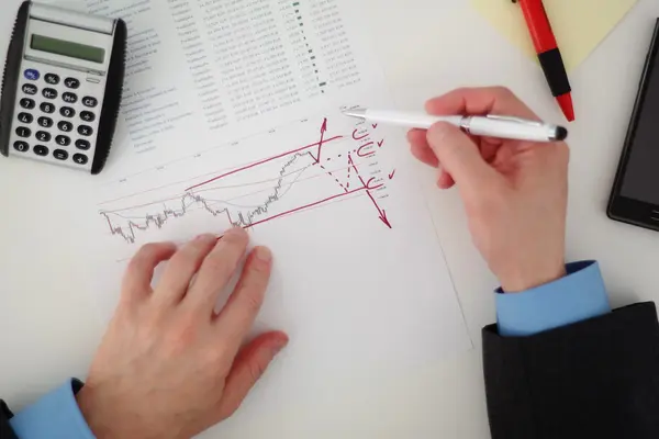 Borsa Analiz işadamı